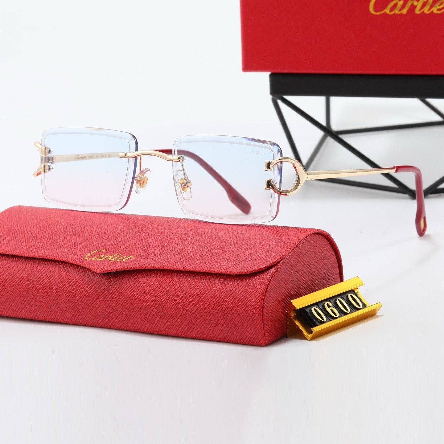 Lunette Cartier Dégradé Bleu Clair Vers Rosé Avec Bordure Simple