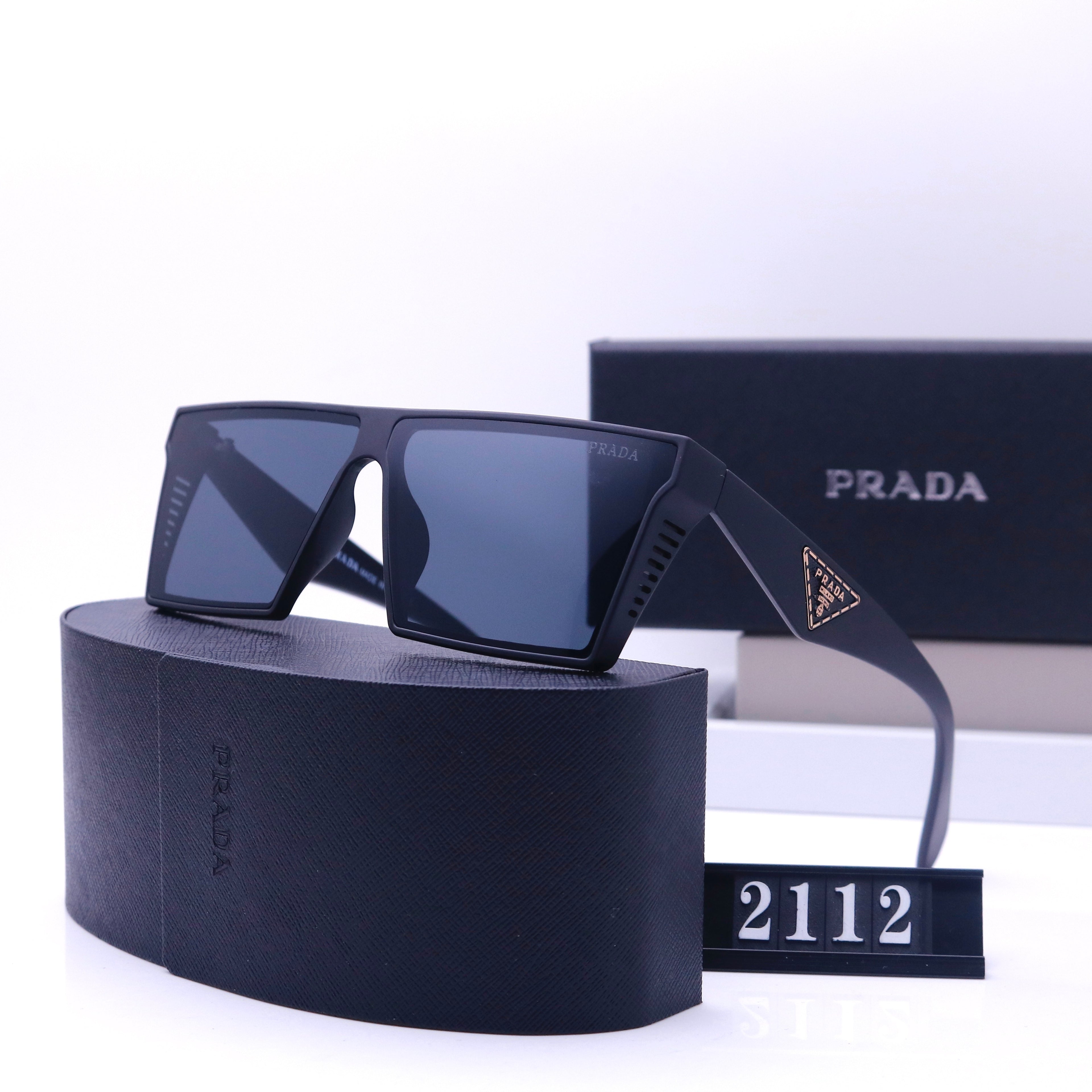Lunette PRADA Femme