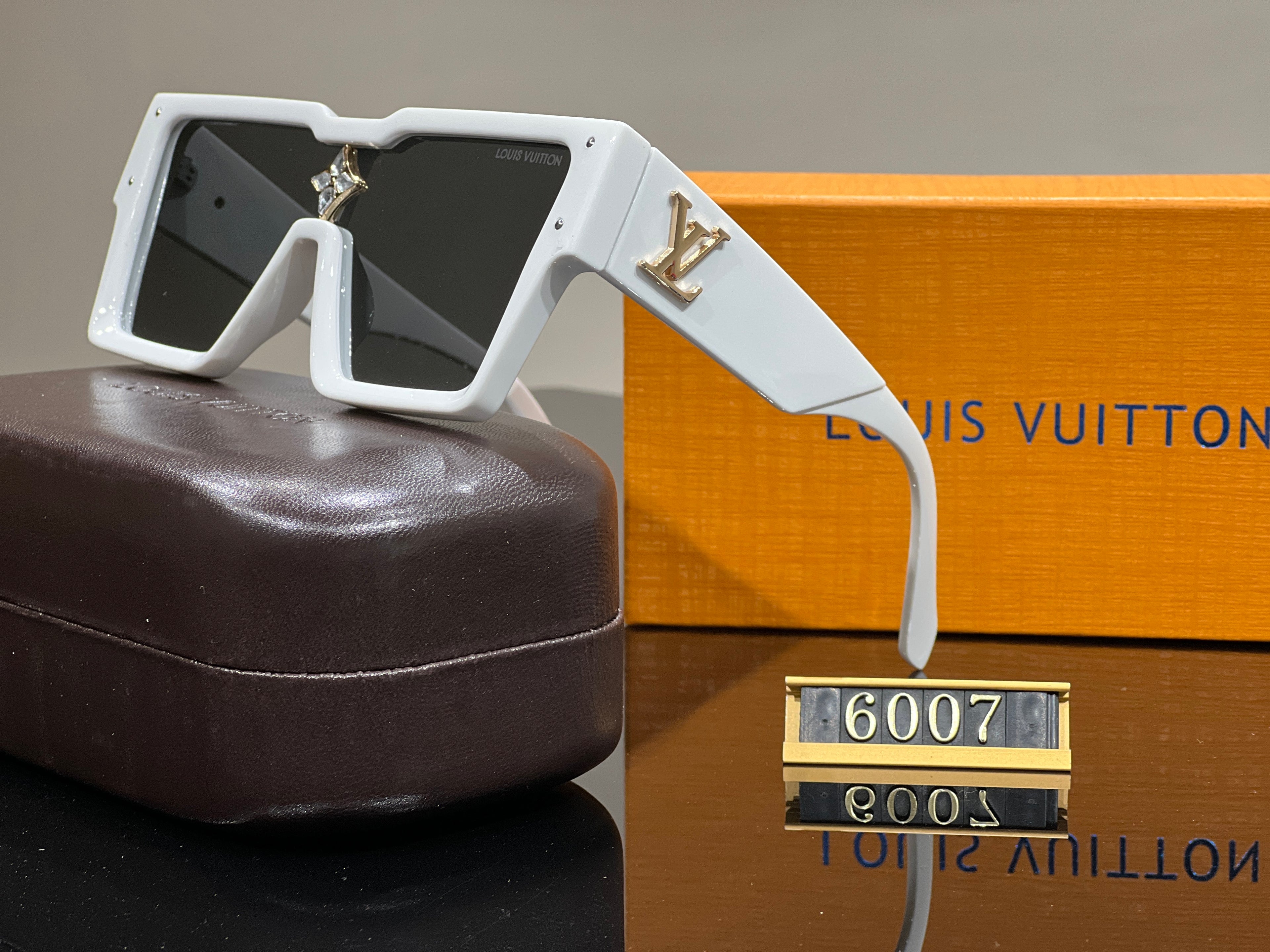 Lunette LV